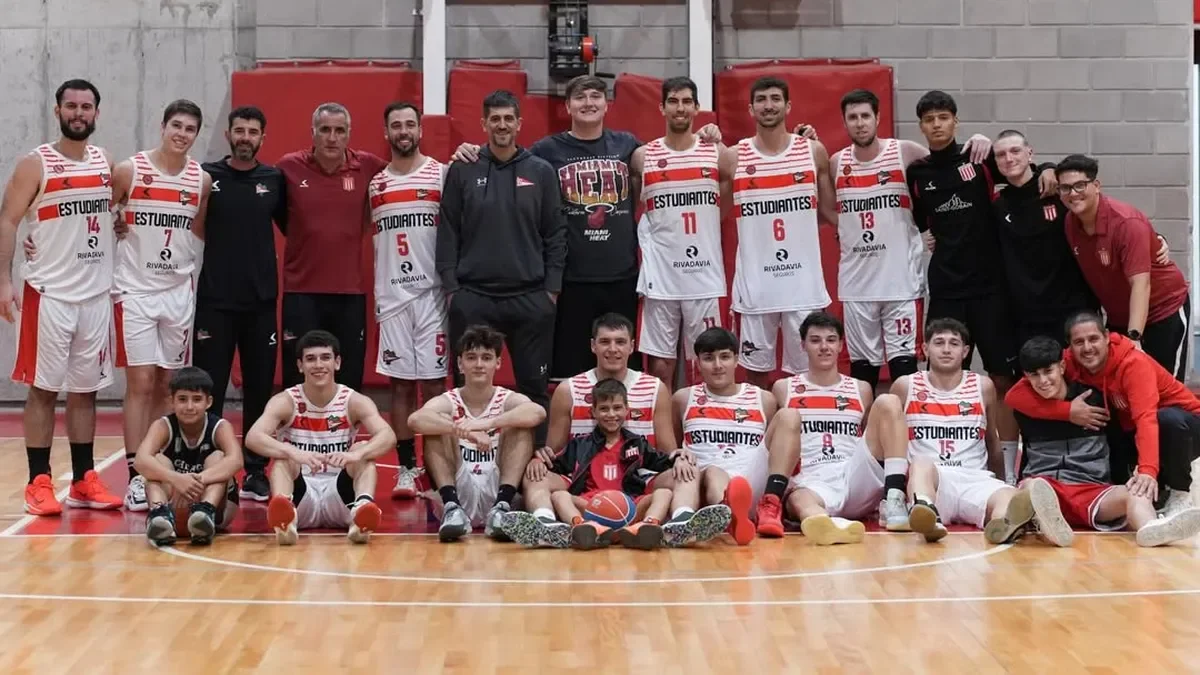 Estudiantes de La Plata busca la victoria ante Regatas en un duelo clave de la Liga Federal