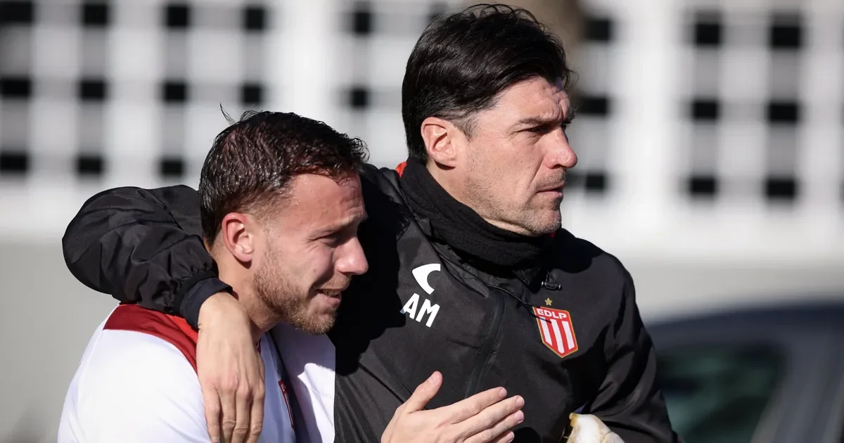 Estudiantes de La Plata se preparan para un desafío clave ante Vélez con novedades tácticas