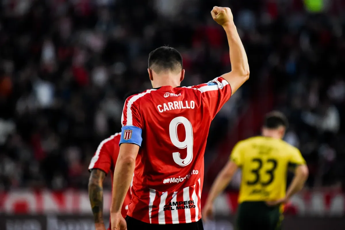 Estudiantes de La Plata y Carrillo destacan en sus logros deportivos recientes