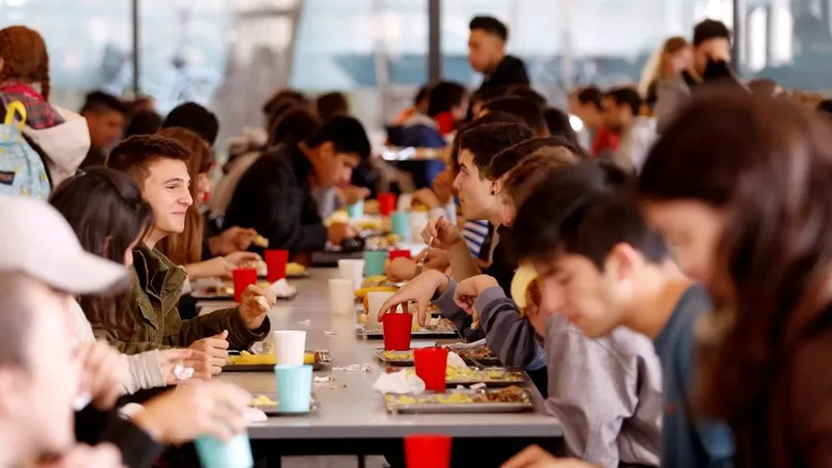 Estudiantes de la UNLP podrán acceder a comida económica en el Comedor Universitario esta semana
