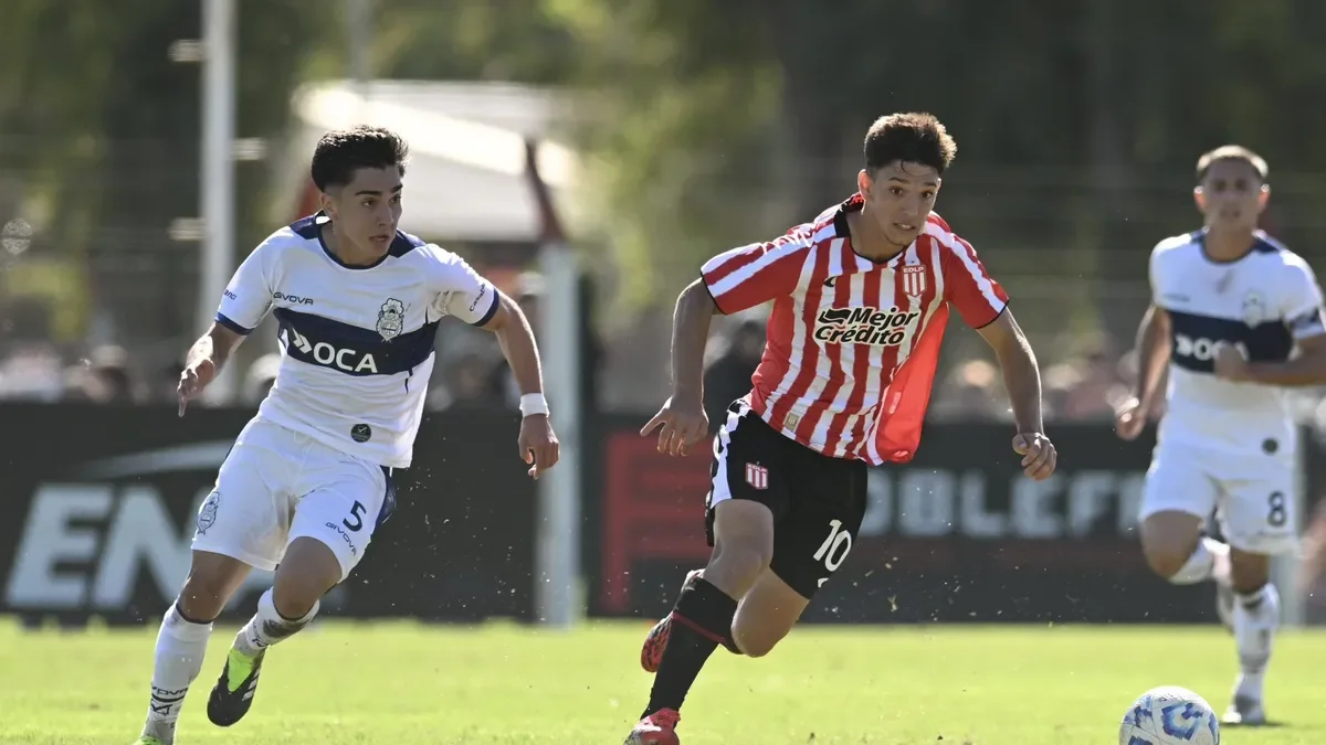 Estudiantes se impone en el clásico y marca un nuevo rumbo en el historial de Reserva