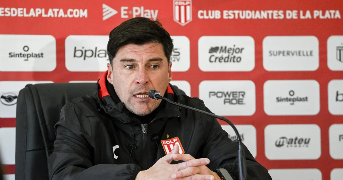 Estudiantes se prepara para definir su futuro internacional: declaraciones de Alexander Medina