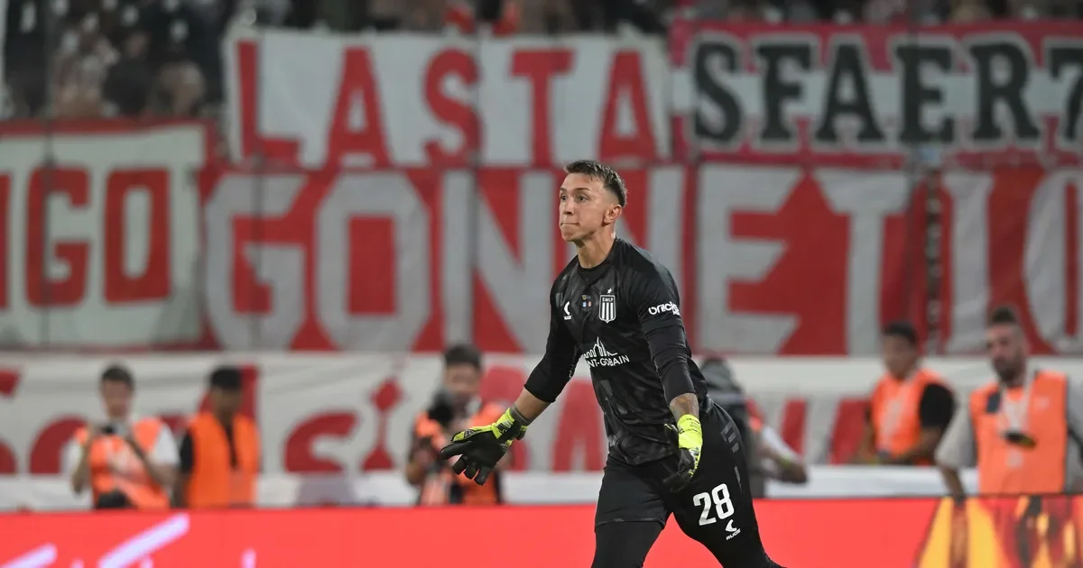Estudiantes se prepara para el adiós de Muslera: el arquero ya definió su futuro.