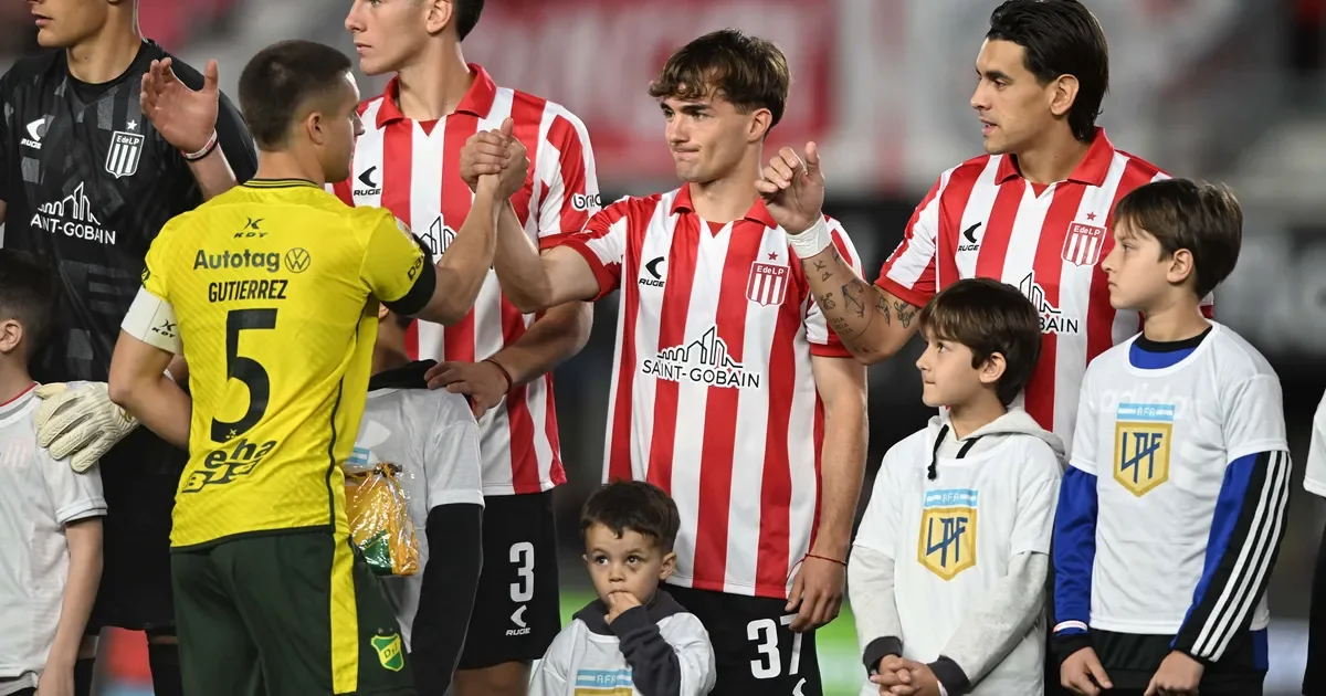 Estudiantes se prepara para un duelo clave: cambio sorpresivo en la alineación frente a Defensa y Justicia