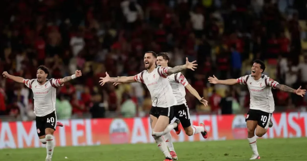 Estudiantes se prepara para un maratón de finales: 10 partidos en 3 años y posible aumento a 13