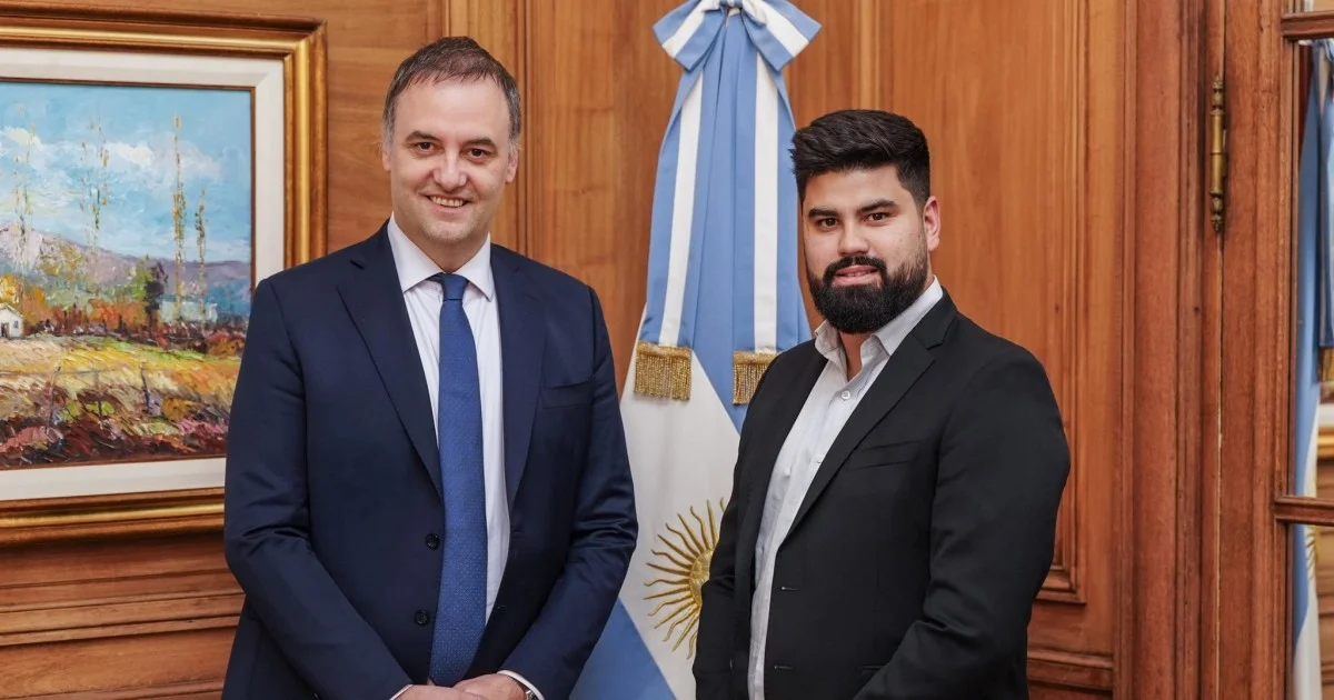 Fabián Fernández asume la secretaría de Prensa y promete cambios en la comunicación oficial