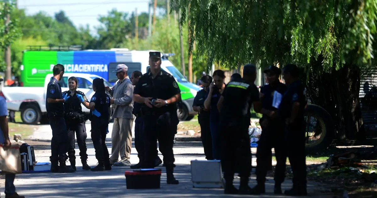 Familiares exigen justicia tras la muerte de estudiante en Villa Elvira