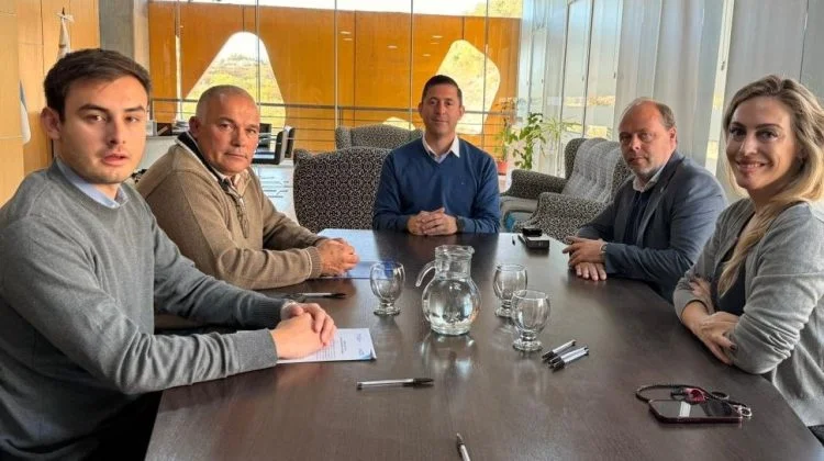 Familias de Ensenada podrán escriturar sus viviendas gracias a nueva política provincial