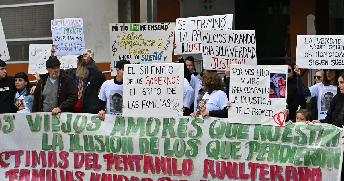 Familias de La Plata impulsan proyectos de ley tras la crisis del fentanilo adulterado