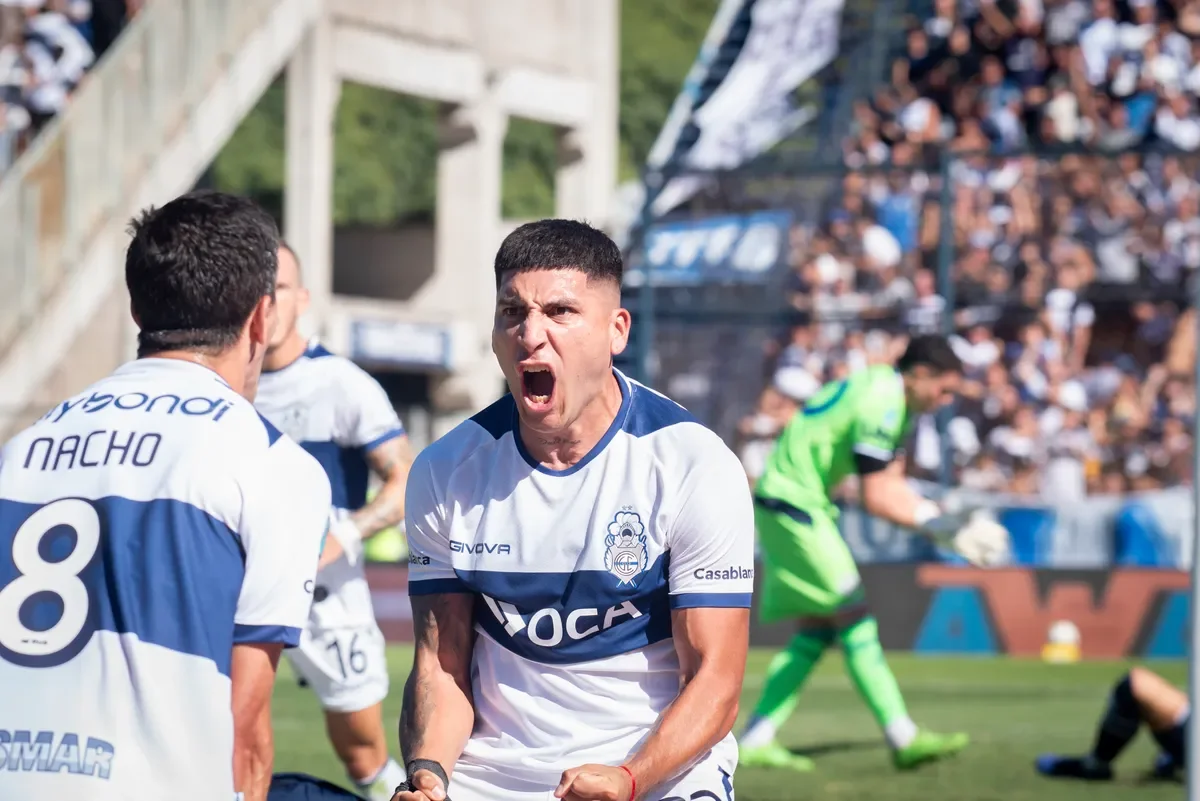 Gimnasia asegura continuidad clave: Marcelo Torres renueva su contrato y se queda en el club