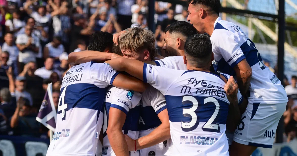 Gimnasia busca reforzar su plantel con tres jugadores clave para la próxima temporada