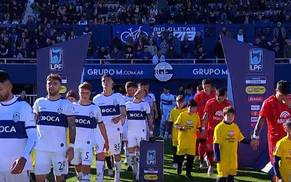 Gimnasia y Lobo mendocino no logran romper el cero en un partido parejo en el Bosque