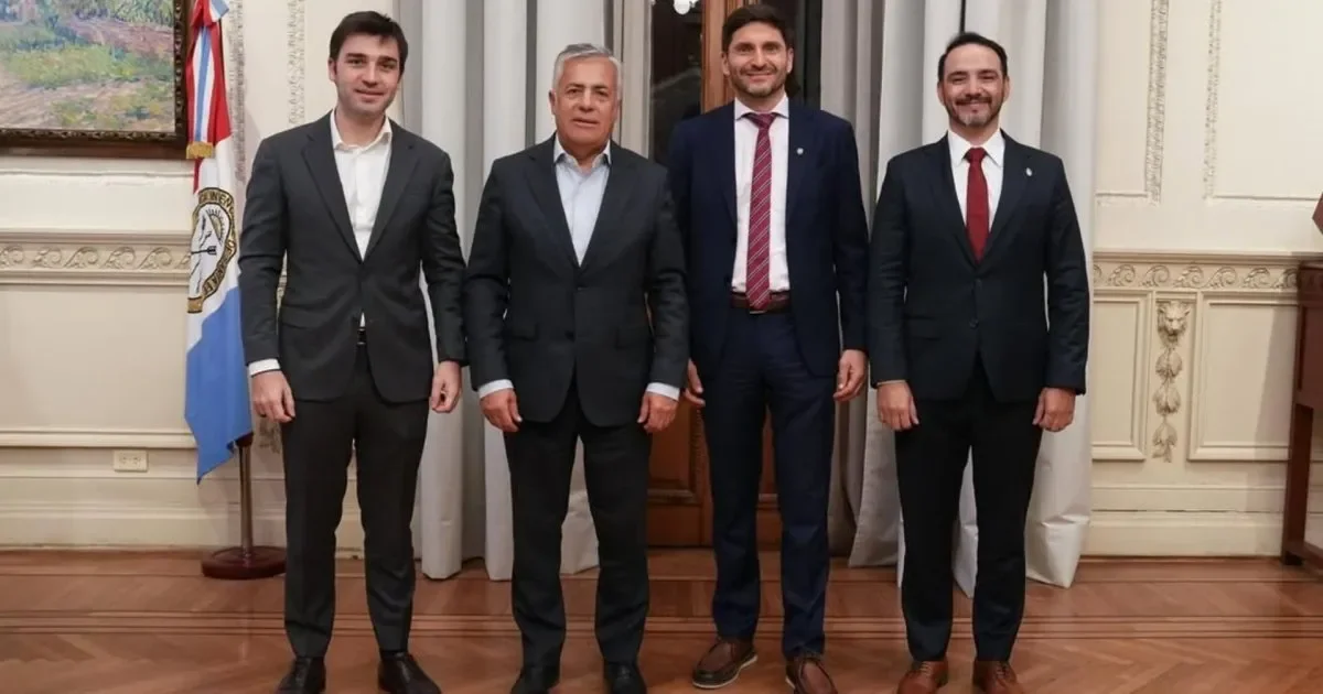 Gobernadores de la región debaten en Rosario sobre la crisis económica actual