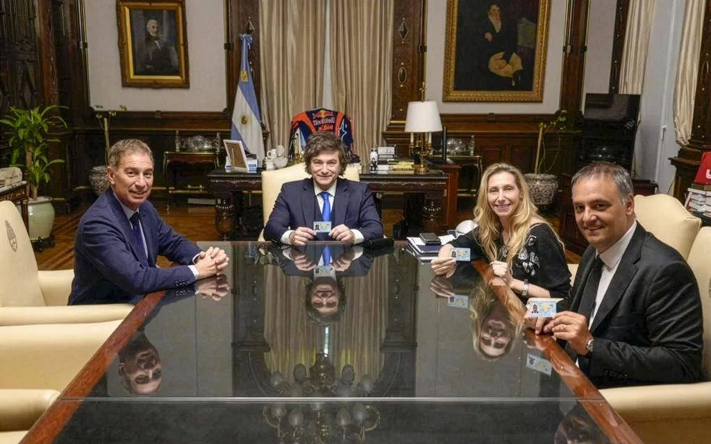Gobernadores se reúnen para discutir futuro político en La Plata y sus implicancias locales