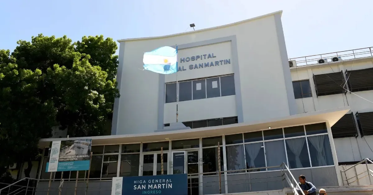 Hombre herido de bala al salir de su casa en La Plata: posible intento de robo