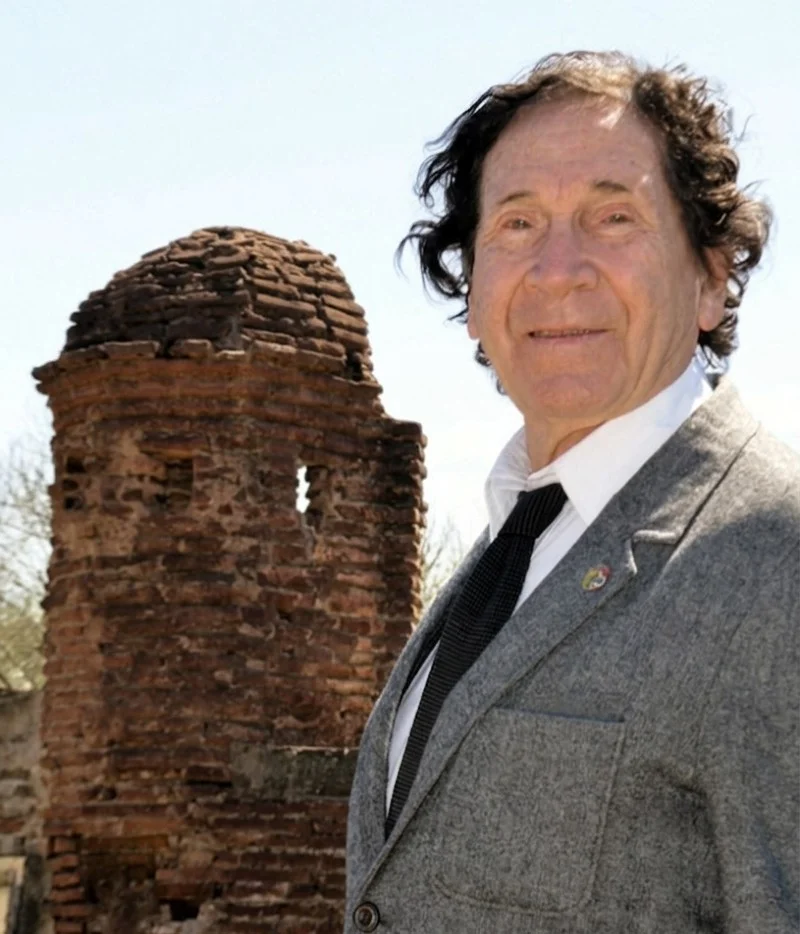 Hondo pesar por el fallecimiento del reconocido artista plástico Emir Migues