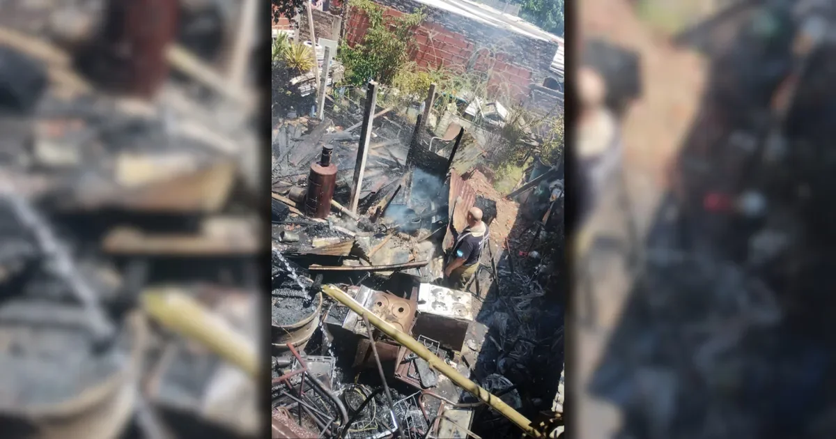 Incendio en La Plata: vecinos afectados por el fuego de una vivienda acumuladora