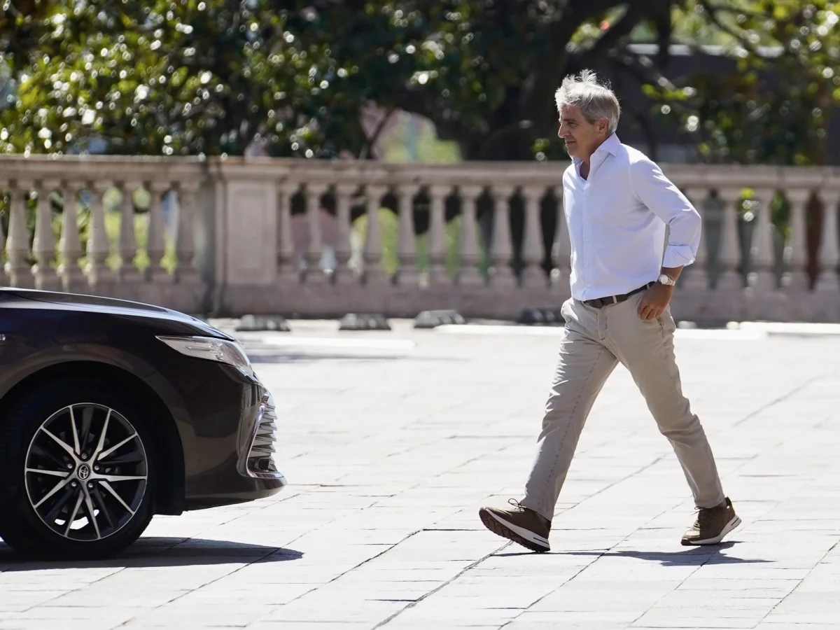 Incertidumbre en el Senado: los cambios laborales generan preocupación entre trabajadores de La Plata y Berisso