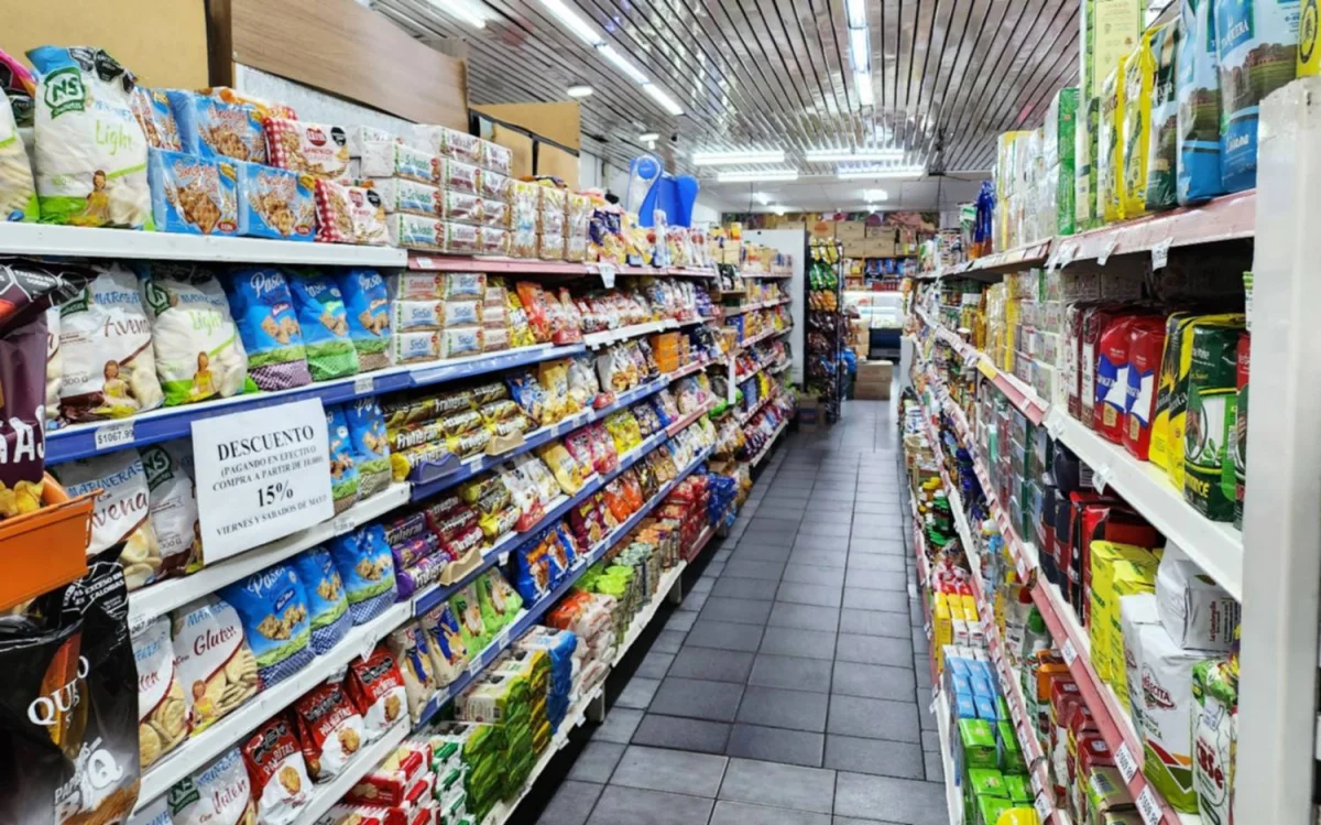 Inflación en Argentina: vecinos de La Plata enfrentan un aumento acumulado del 32,4% en un año