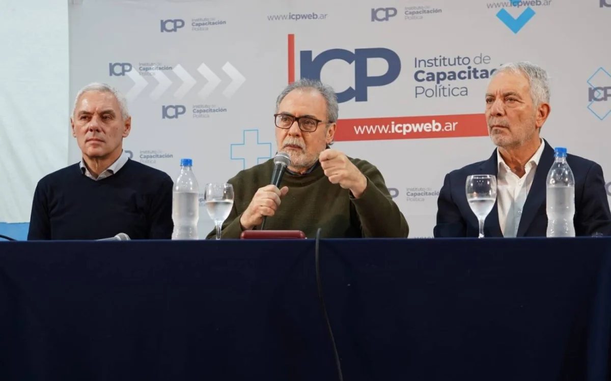 Intendentes de La Plata y Ensenada se capacitan para mejorar la gestión pública local