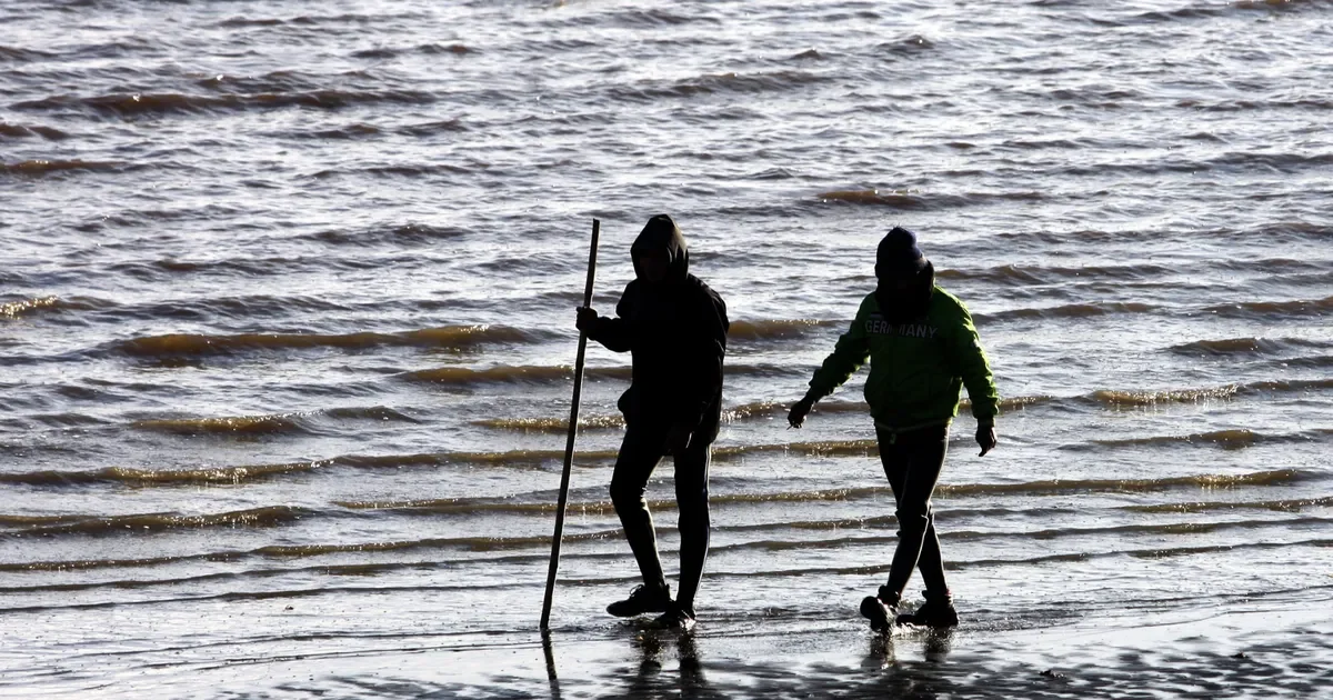 Intenso operativo de Prefectura en el Río de la Plata tras la desaparición de cinco pescadores