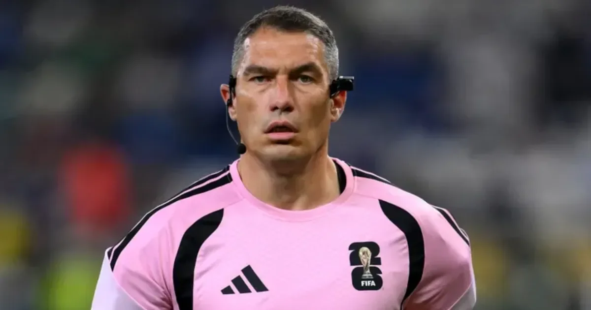István Kovacs, el árbitro que dirige el histórico partido de Argentina en el Mundial 2026