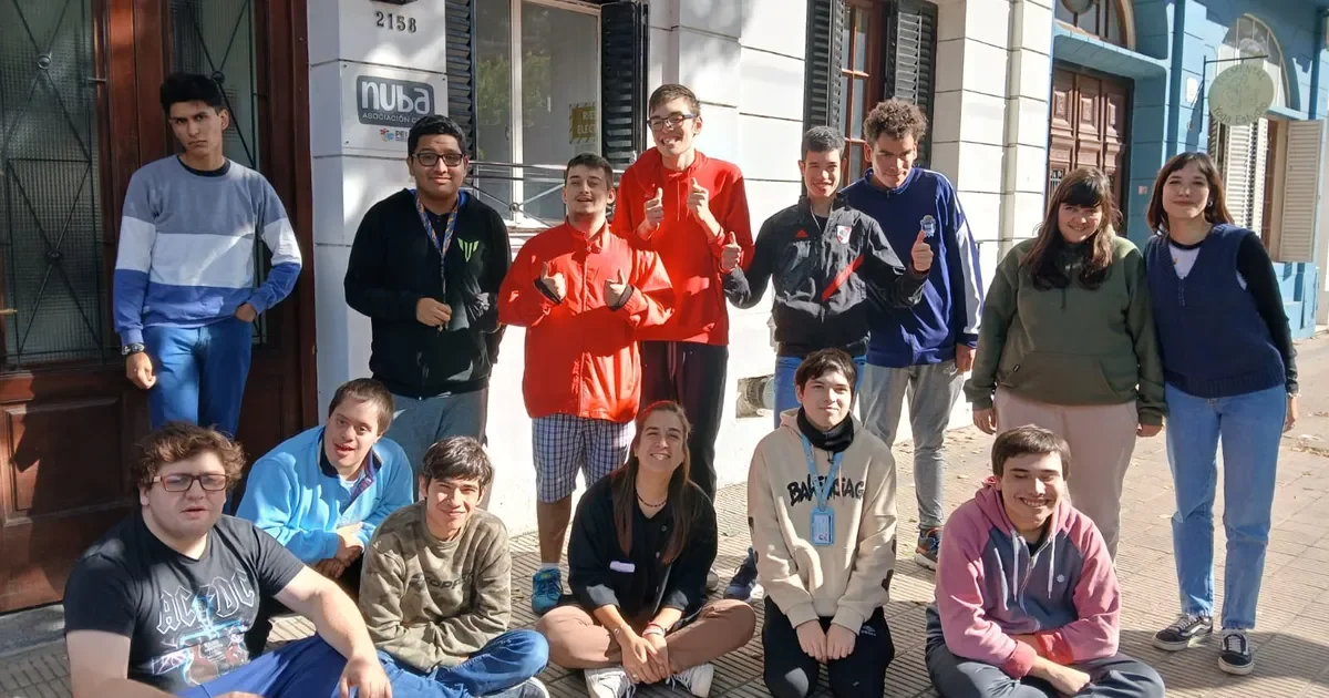 Jóvenes con discapacidad de La Plata exigen soluciones a IOMA por demoras en inclusión laboral