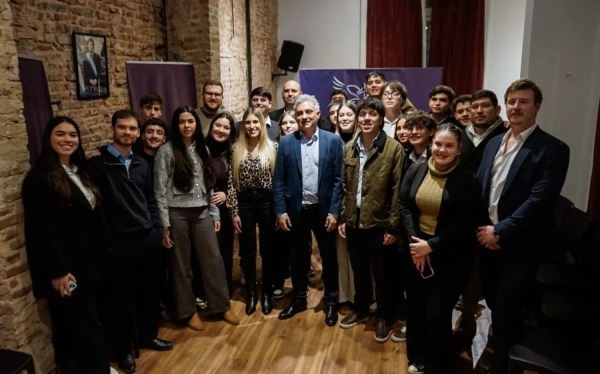 Jóvenes de La Plata podrían acceder a la banca municipal con un nuevo proyecto a 18 años