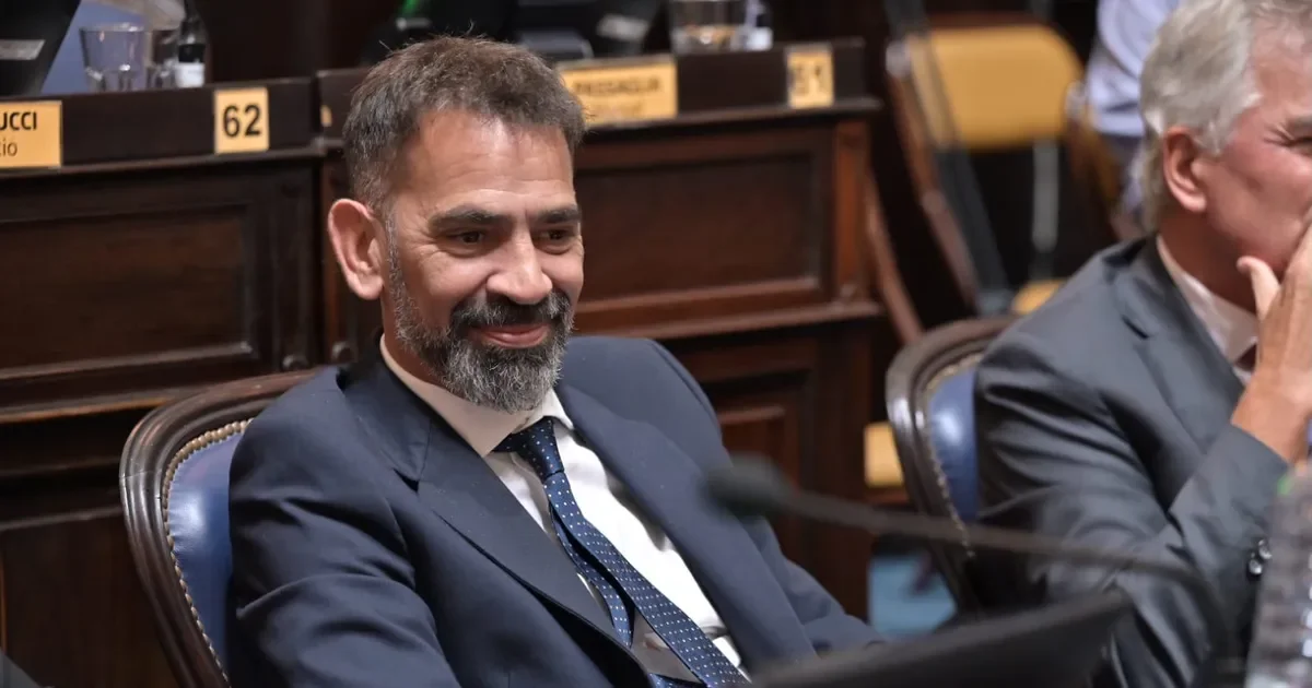 Juan Osaba promete cambios en la Legislatura bonaerense tras asumir como jefe del bloque La Libertad Avanza
