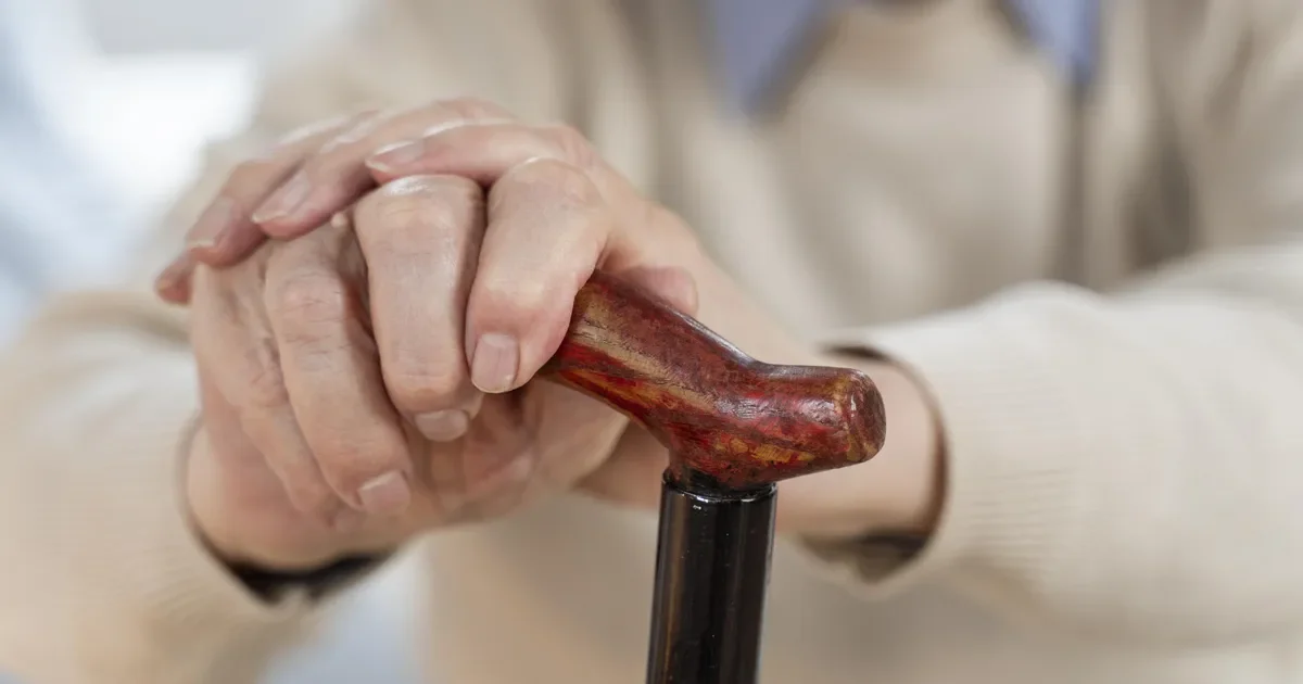 Jubilado de 79 años brutalmente atacado en La Plata: vecinos preocupados por la inseguridad