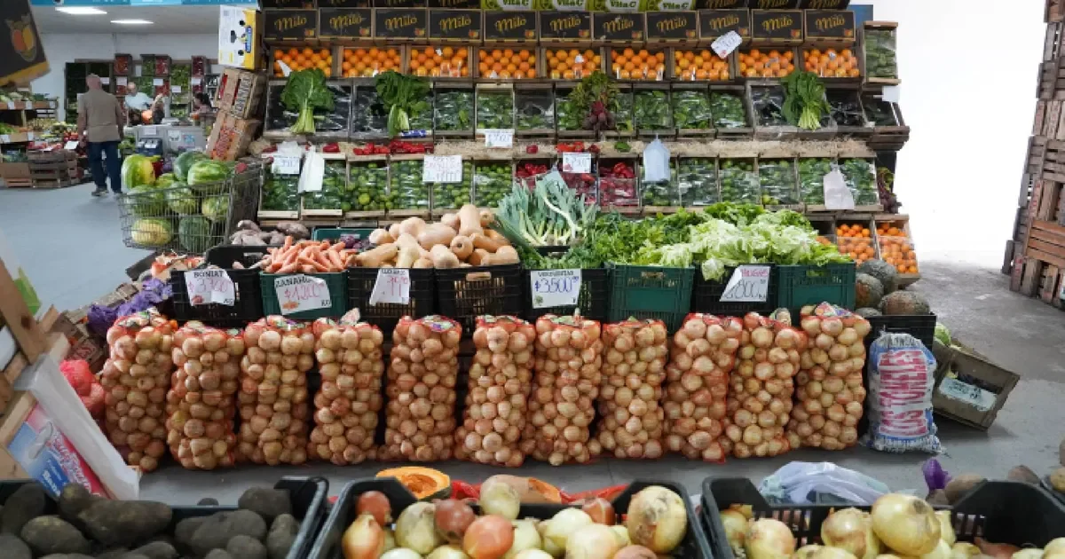 Jubilados de La Plata disfrutan de descuentos exclusivos en el Mercado Bonaerense esta semana