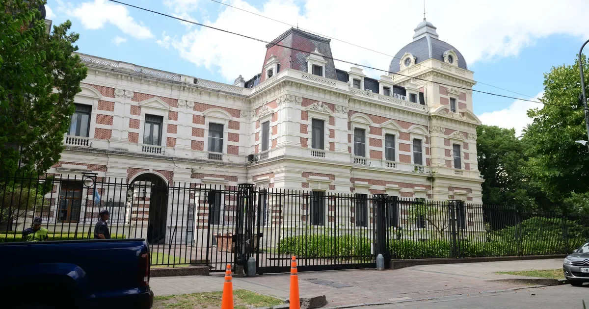 Judiciales de Buenos Aires exigen reabrir paritarias y apoyan a estatales y docentes