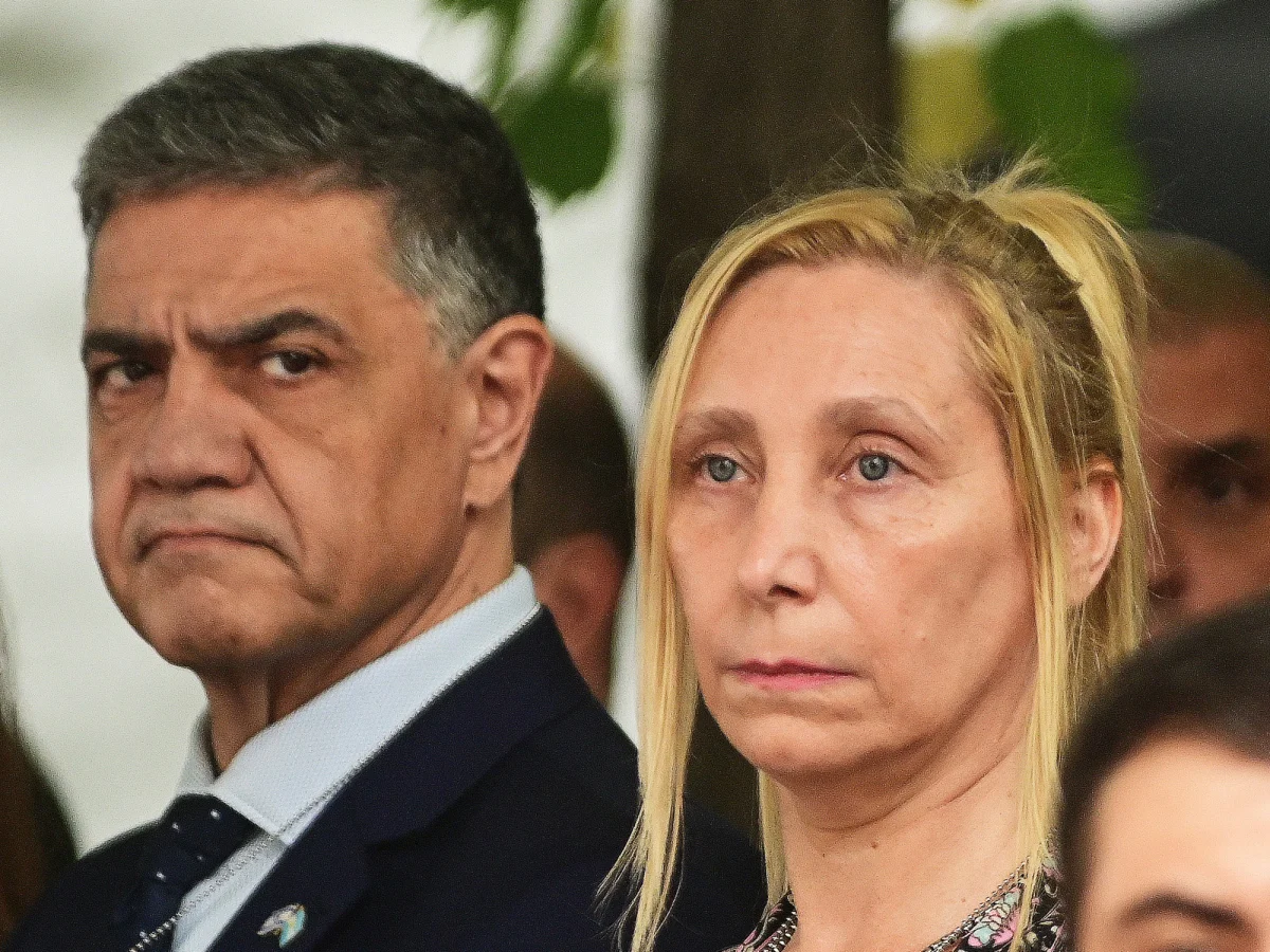 Karina Milei desafía al PRO en la Ciudad y se distancia de Macri en su estrategia política.