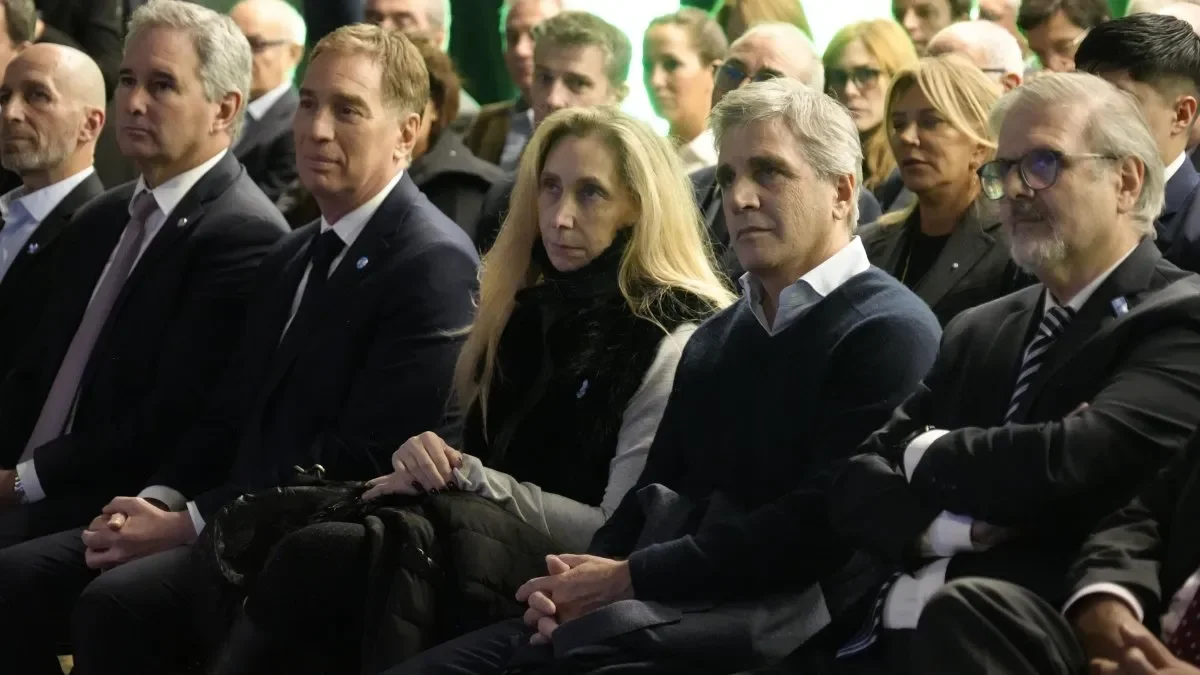 Karina Milei y Diego Santilli definen estrategias políticas en reunión clave en La Plata