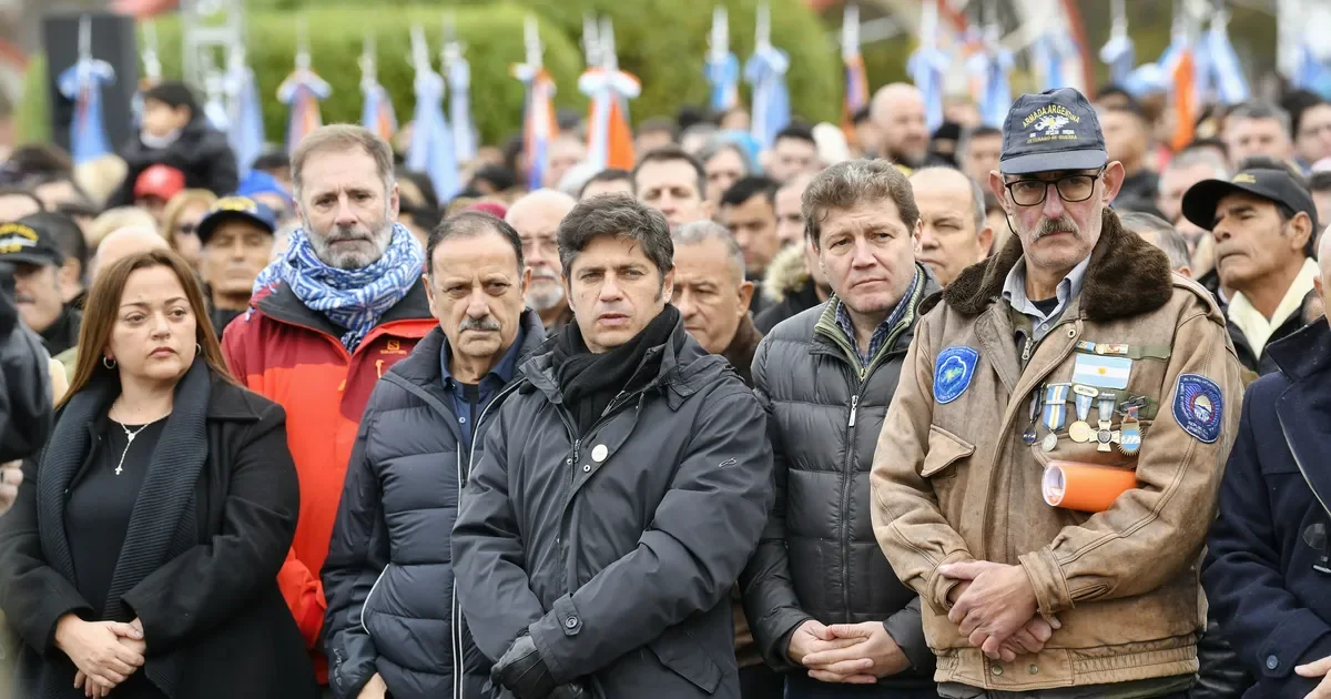 Kicillof critica a Milei por su postura sobre la soberanía en el acto por Malvinas