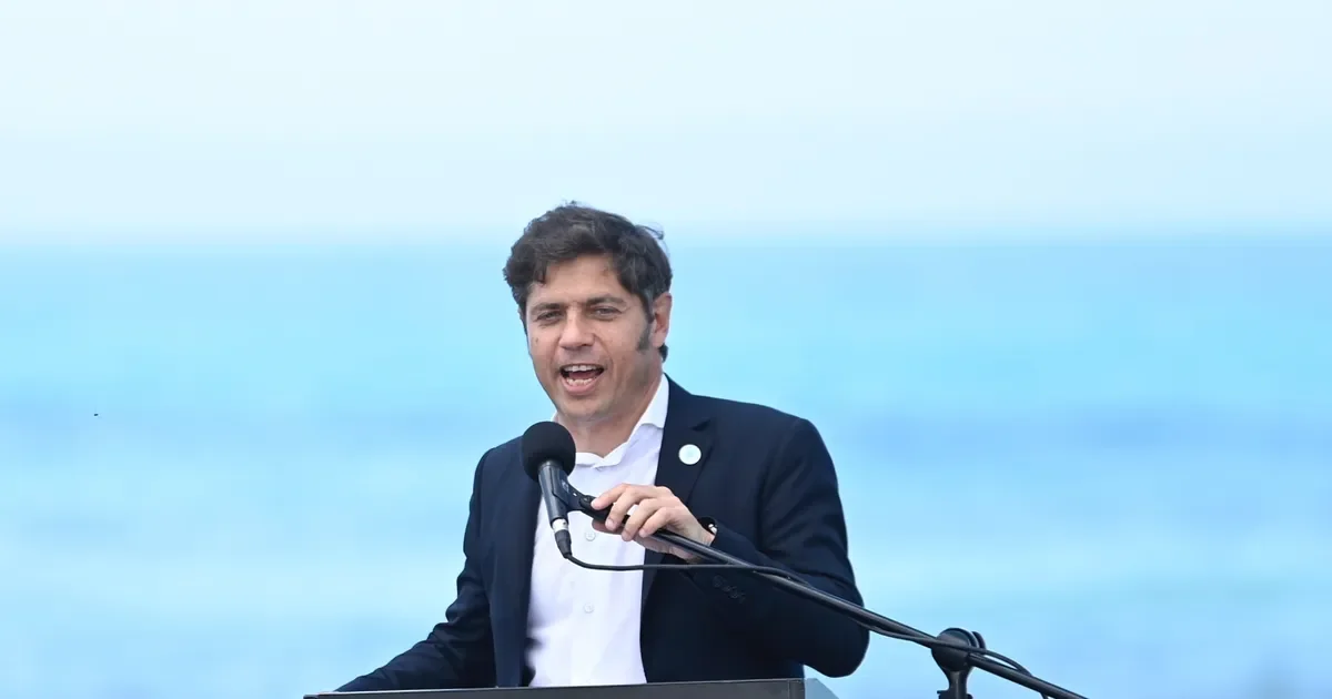 Kicillof relanza su agenda política en la Costa Atlántica: ¿qué impacto tendrá en la región?