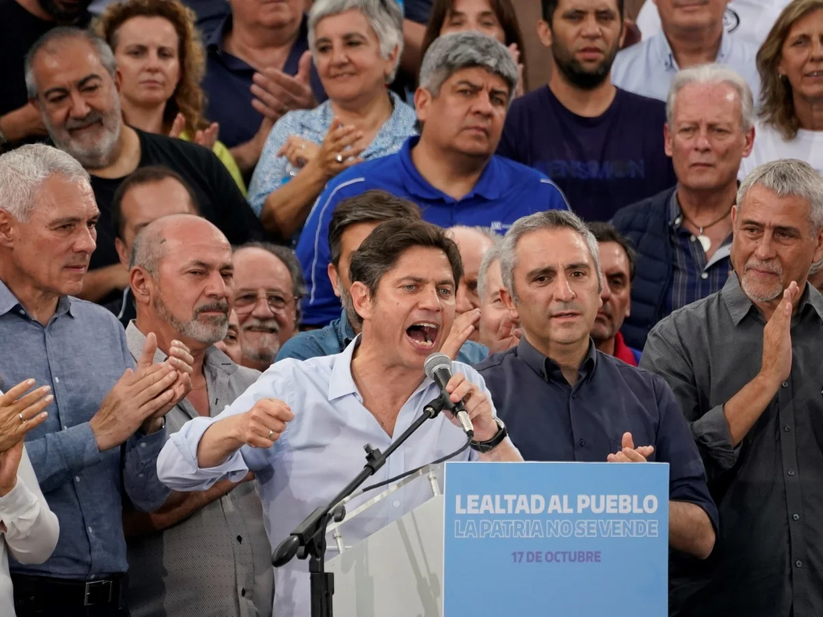 Kicillof reúne a su equipo en Villa Domínico para fortalecer la estrategia electoral de cara a 2027