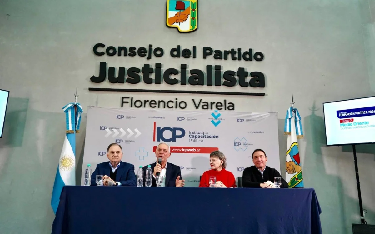 La capacitación política en el Conurbano reúne a referentes de La Plata para fortalecer el liderazgo local