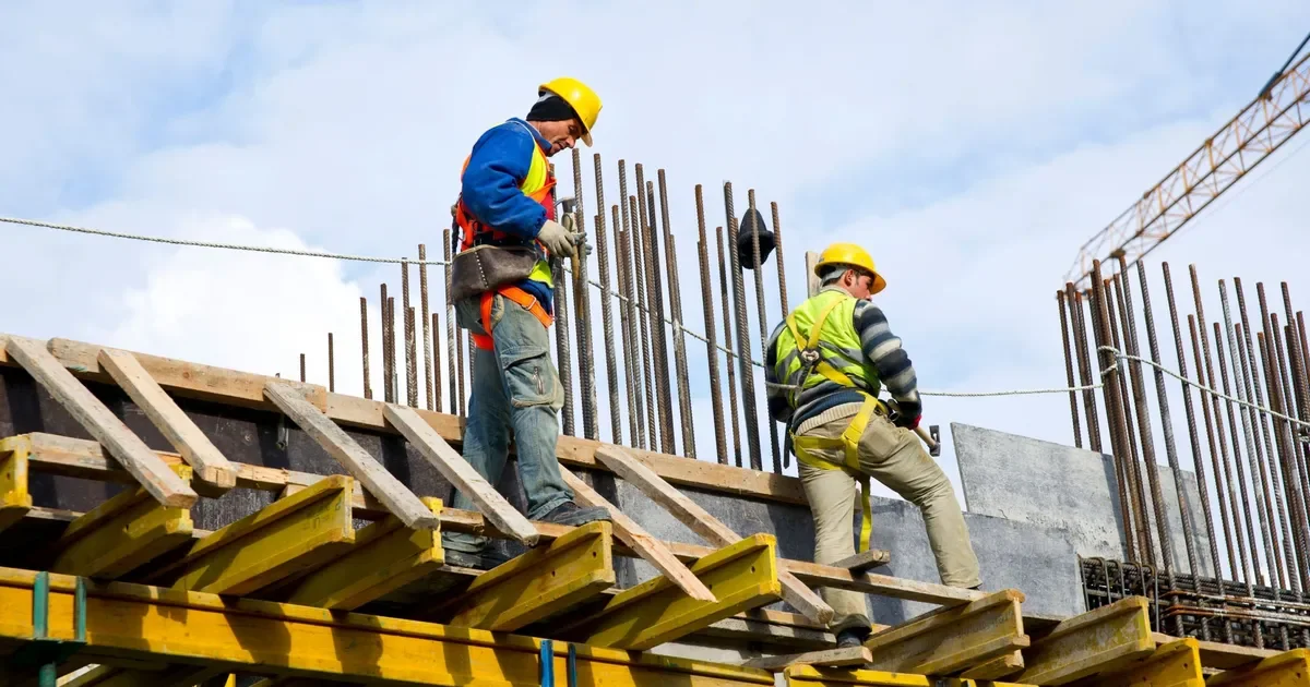 La construcción en La Plata sufre un nuevo golpe: caída del 11,7% en despachos de cemento