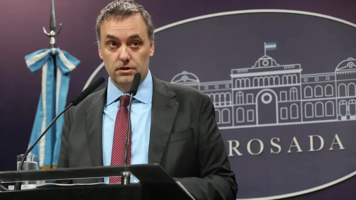 La demora en la declaración de Adorni genera incertidumbre en el gabinete de Milei