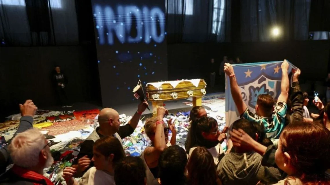 La despedida del Indio Solari en La Plata: un fenómeno que trasciende lo musical y toca lo político