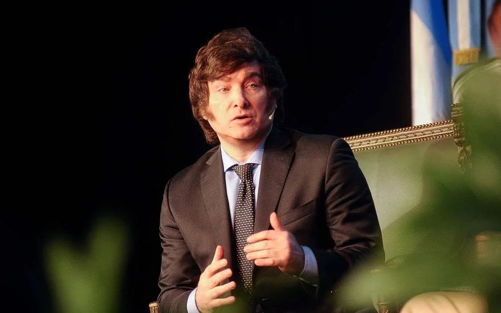 La economía de Milei enfrenta críticas: la realidad inquieta a su gestión en Ensenada.