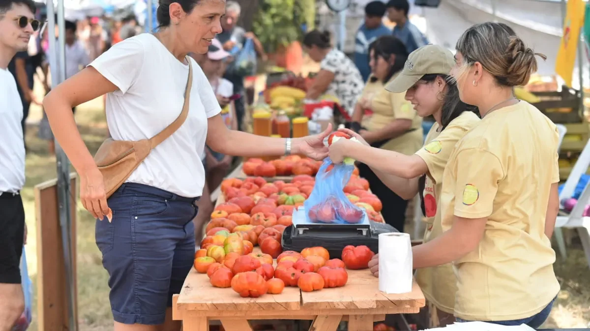 La Fiesta del Tomate Platense promete sabores y actividades en La Plata este mes