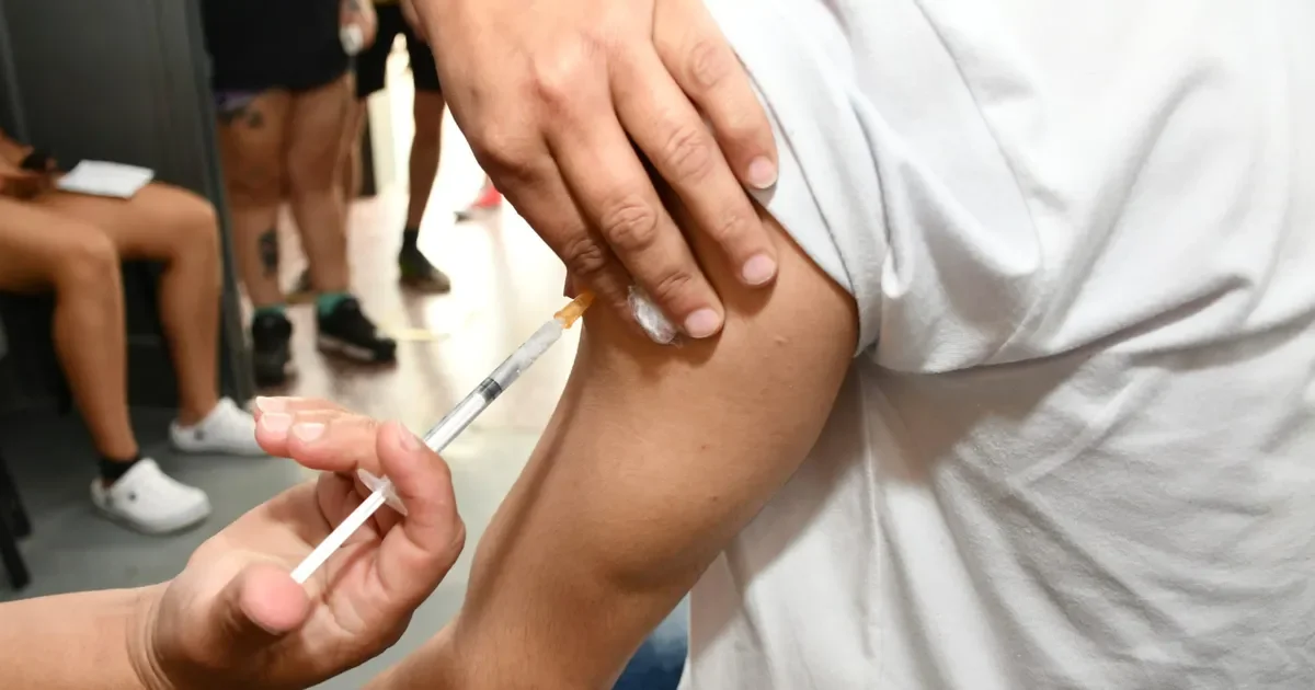 La llegada de la gripe H3N2 genera preocupación en La Plata: recomendaciones para vecinos y grupos de riesgo.