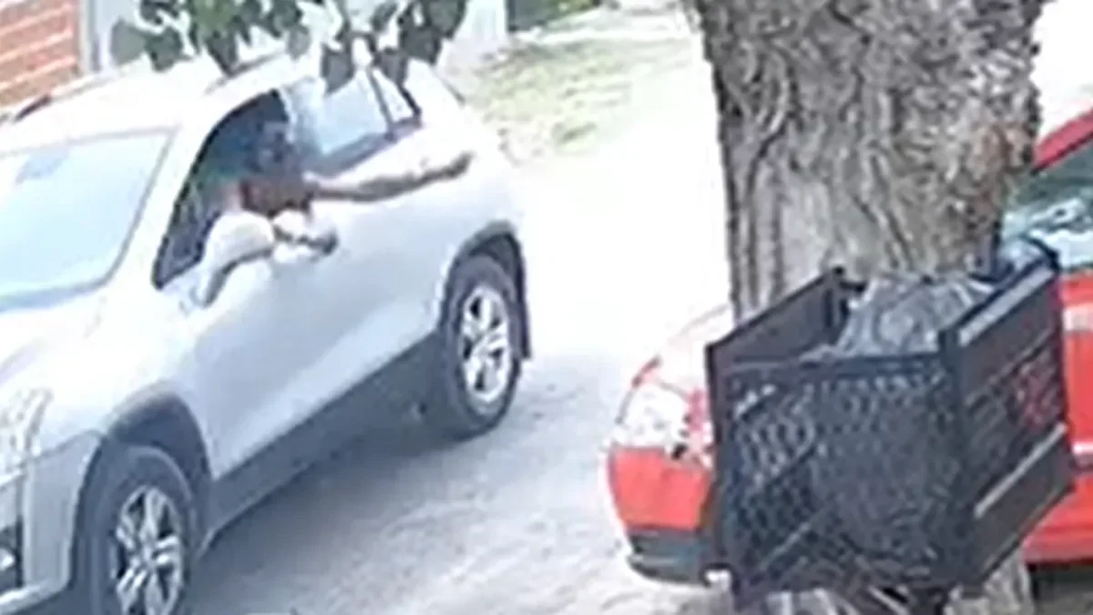 La madre de los niños de San Carlos alerta sobre el riesgo de extraños en la zona