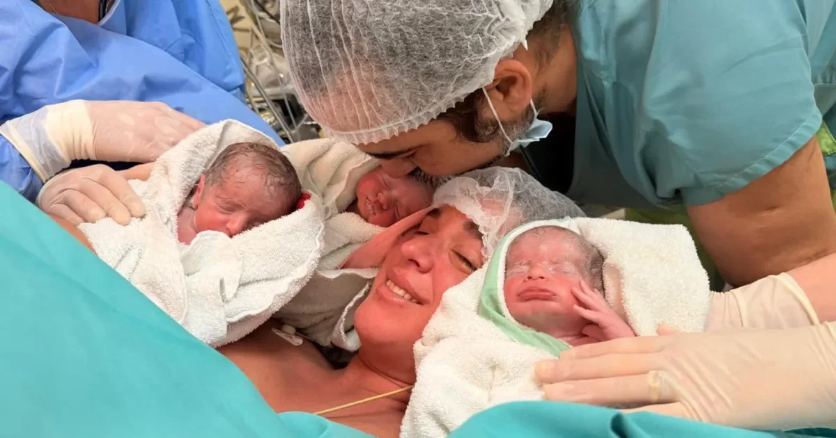 La Plata celebra la llegada de trillizos en el Hospital Español, alegría para la familia.