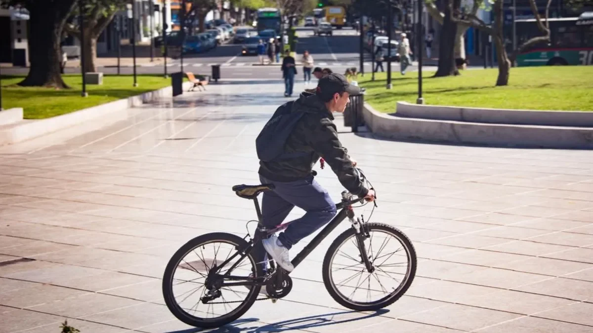 La Plata disfruta de un domingo soleado: pronóstico ideal para actividades al aire libre