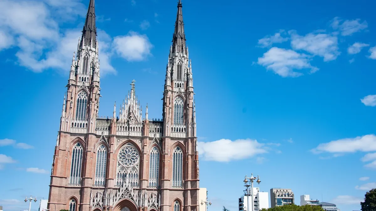 La Plata disfruta de un sábado soleado: ideales para paseos al aire libre