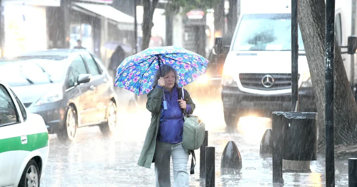 La Plata eleva su alerta por tormentas: vecinos en alerta ante posibles inundaciones
