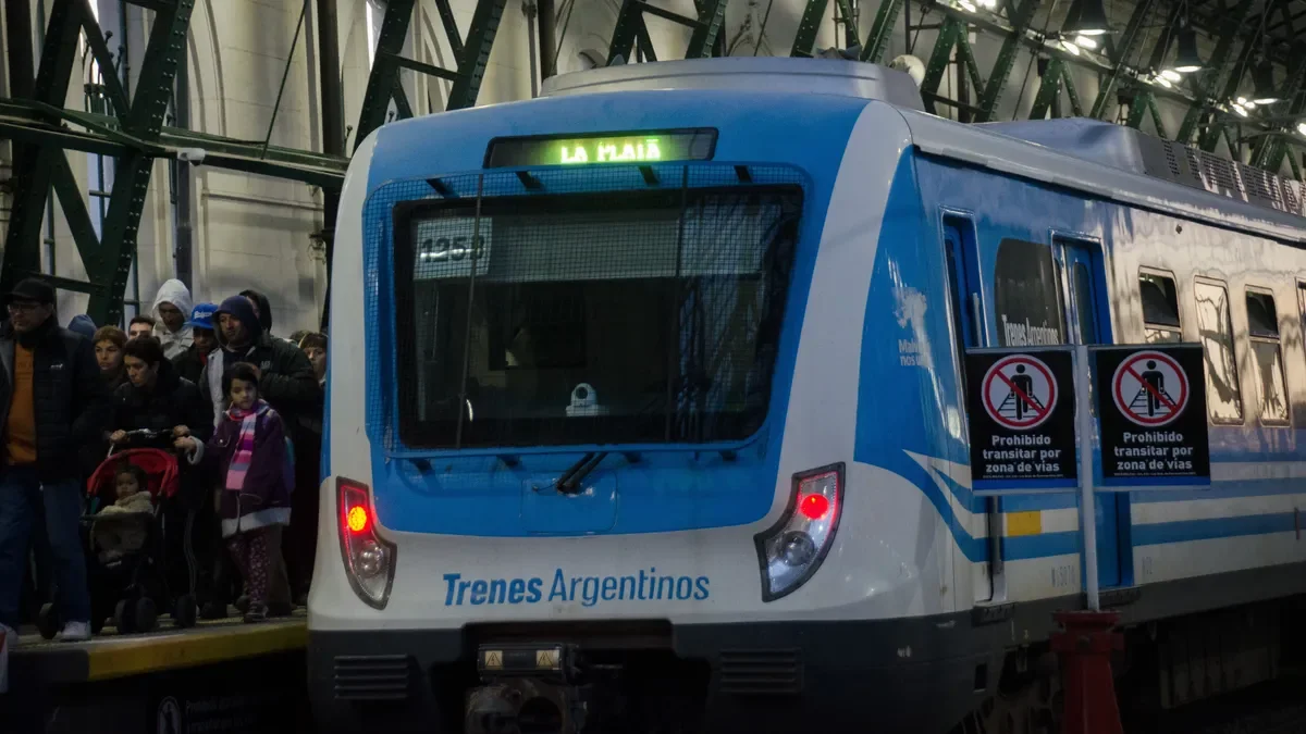 La Plata en alerta: paro de trenes impacta en el transporte de pasajeros hoy.